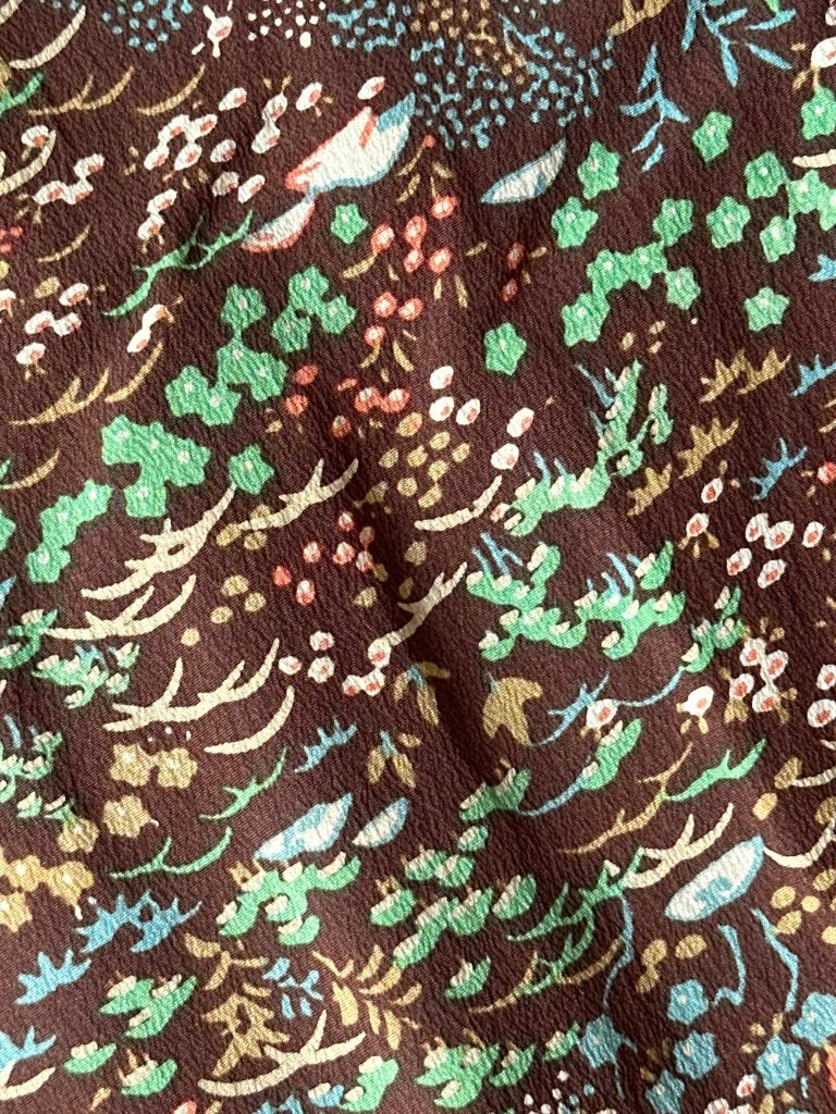 Silk Vintage Kimono Винтажное кимоно из шелка в коричневом цвете с мелким рисунком "лесные травы"